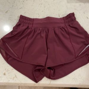 Lululemon hottie hot shorts